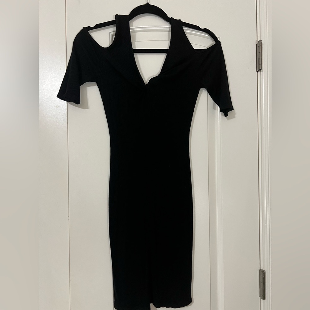 Black Off the Shoulder Fitted Dress